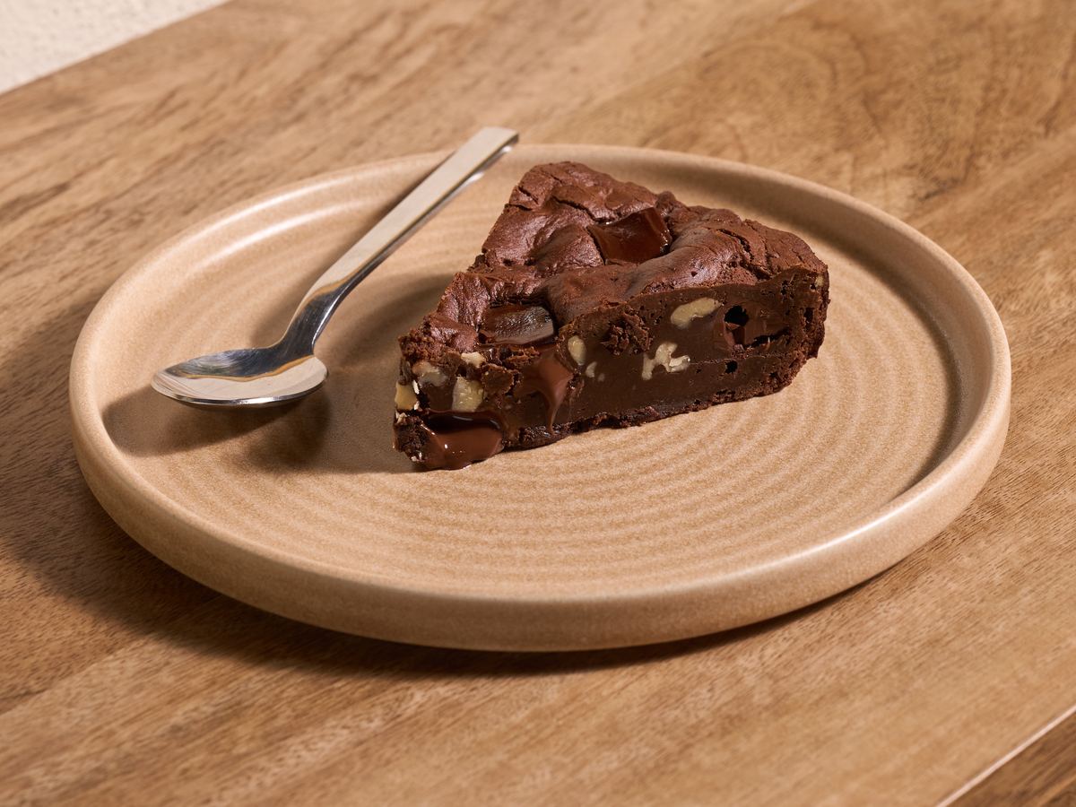 Rebanada de brownie de café con nuez de AUPA